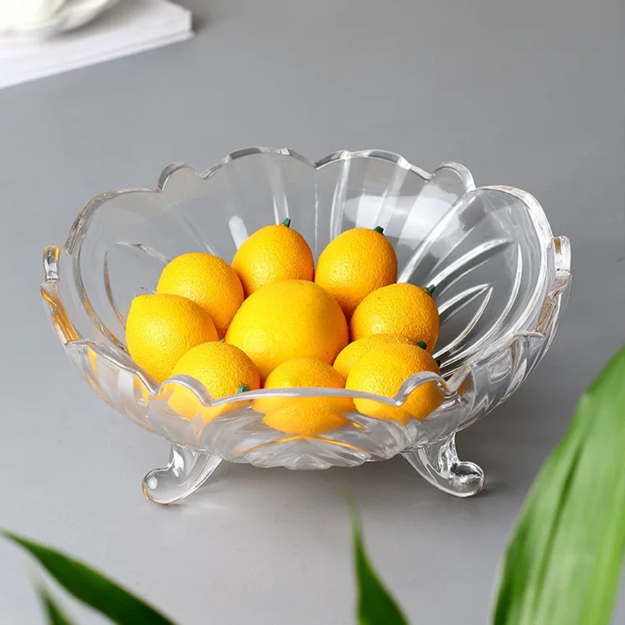 [HCM]Tô Thuỷ Tinh Pha Lê Vàng 3 Chân Đựng Hoa Quả / Thố Mứt Tết / Dĩa Đựng Hoạ Quả Thuỷ Tinh Màu 3 Chân M3338