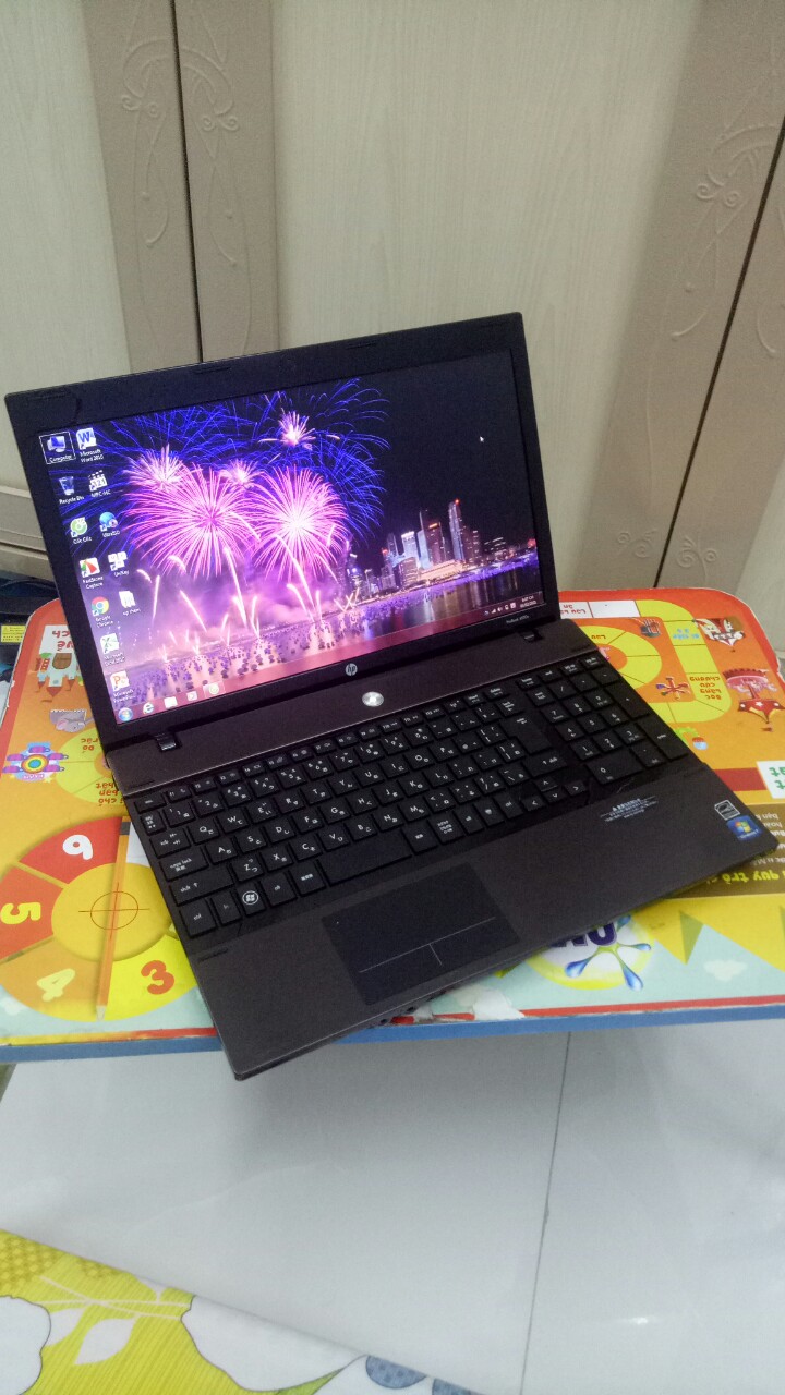 laptop HP i3 THẾ HỆ 1