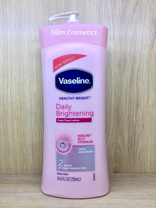 Sữa dưỡng thể VASELINE 725ml Mỹ
