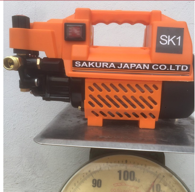 Máy rửa xe SaKuRa Nhật Bản -Có chỉnh áp giá rẻ