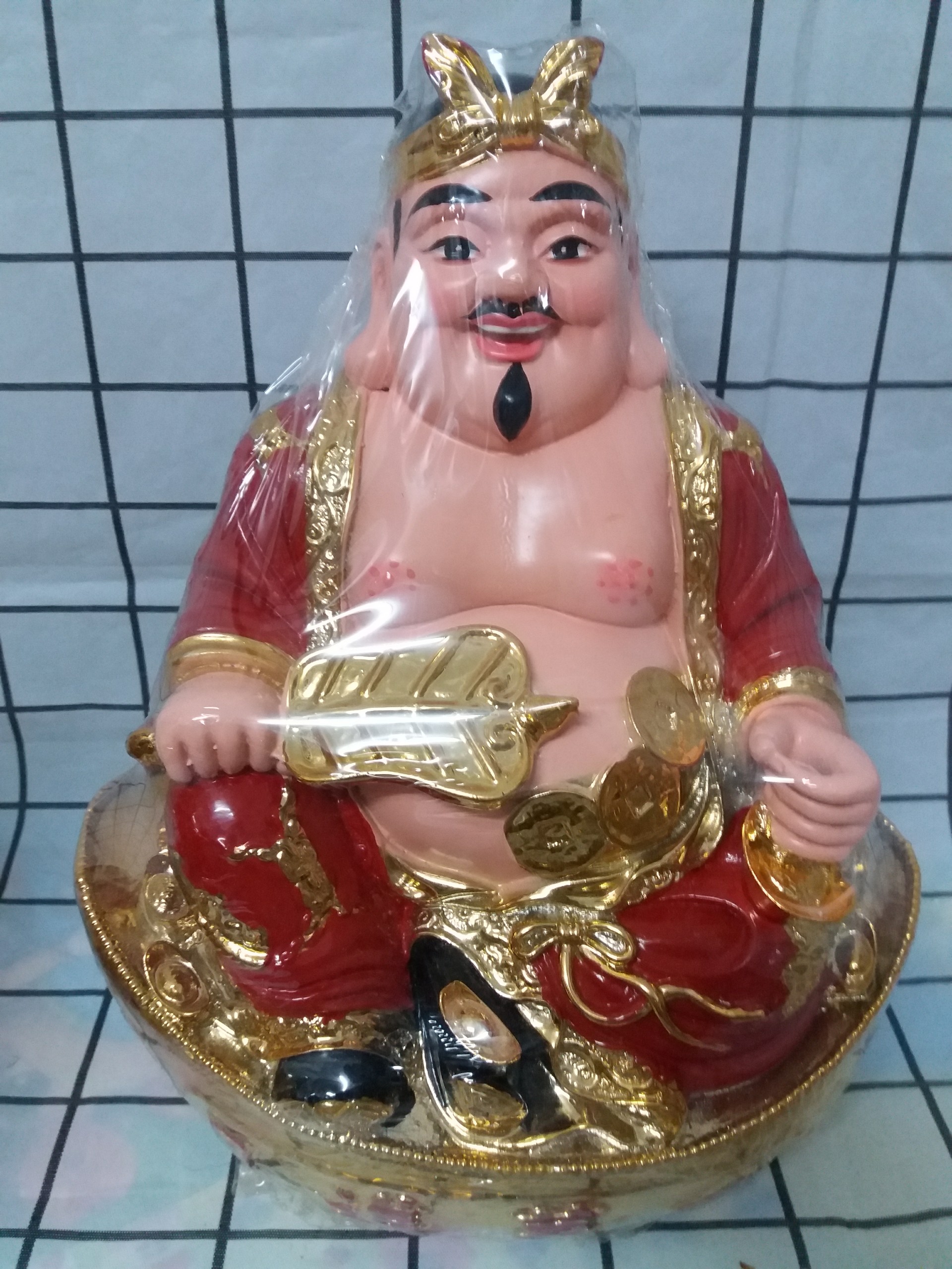 Ông Địa -Thần Tài áo đỏ