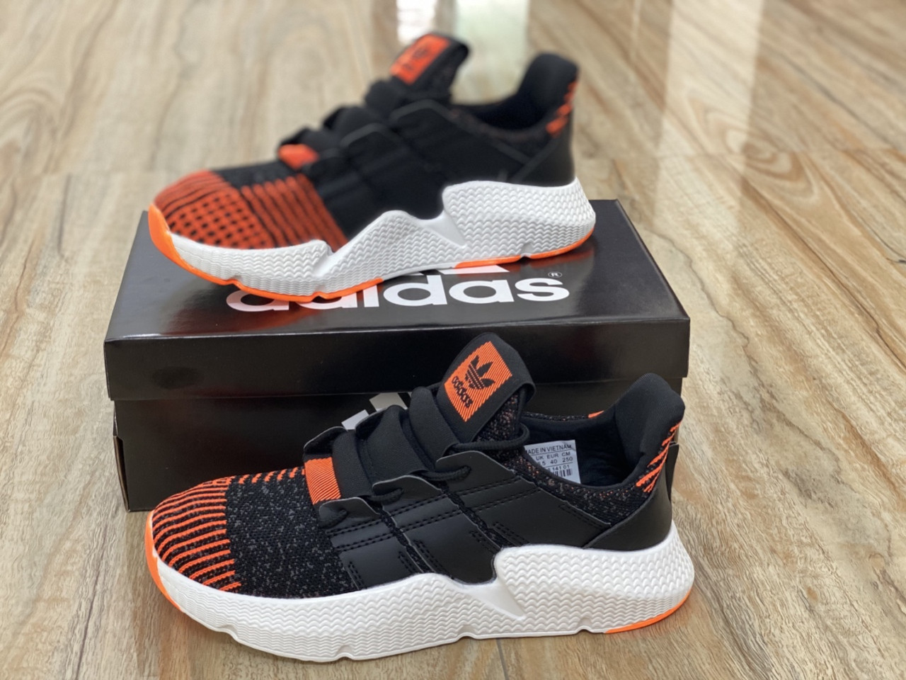 Giày adidas PROPHERE CAM