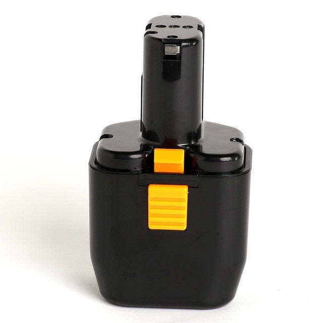 [NPS] Pin máy khoan Hitachi. 12V 6 cell (có kèm củ sạc 12V)