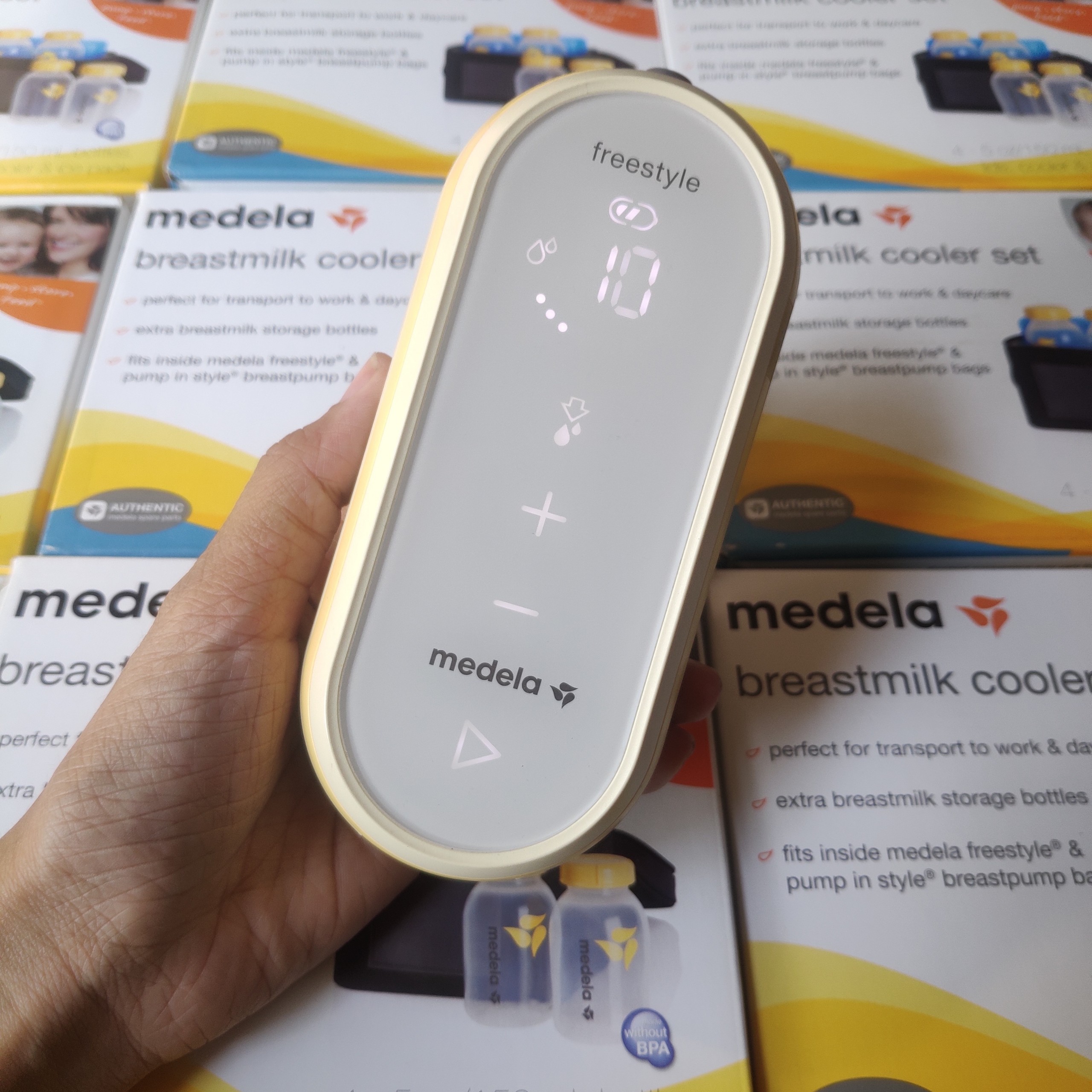 Máy hút sữa Medela Freestyle Flex