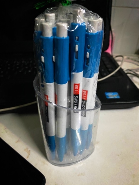 [HCM]10 Cây bút bi Kim Long đầu 0.8mm mực xanh