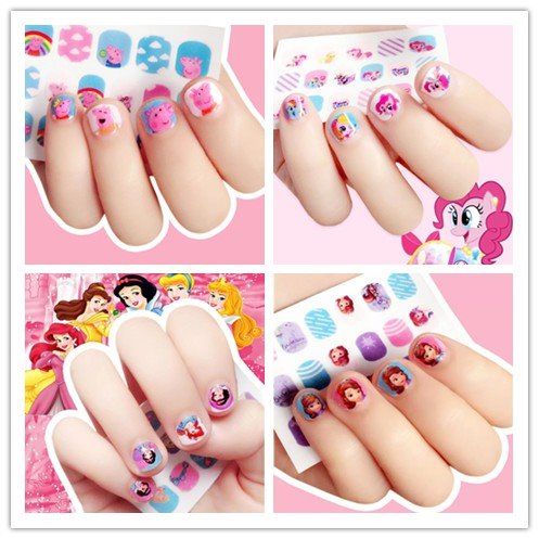 Set 4 Miếng dán trang trí móng tay 3D không thấm nước cho bé gái