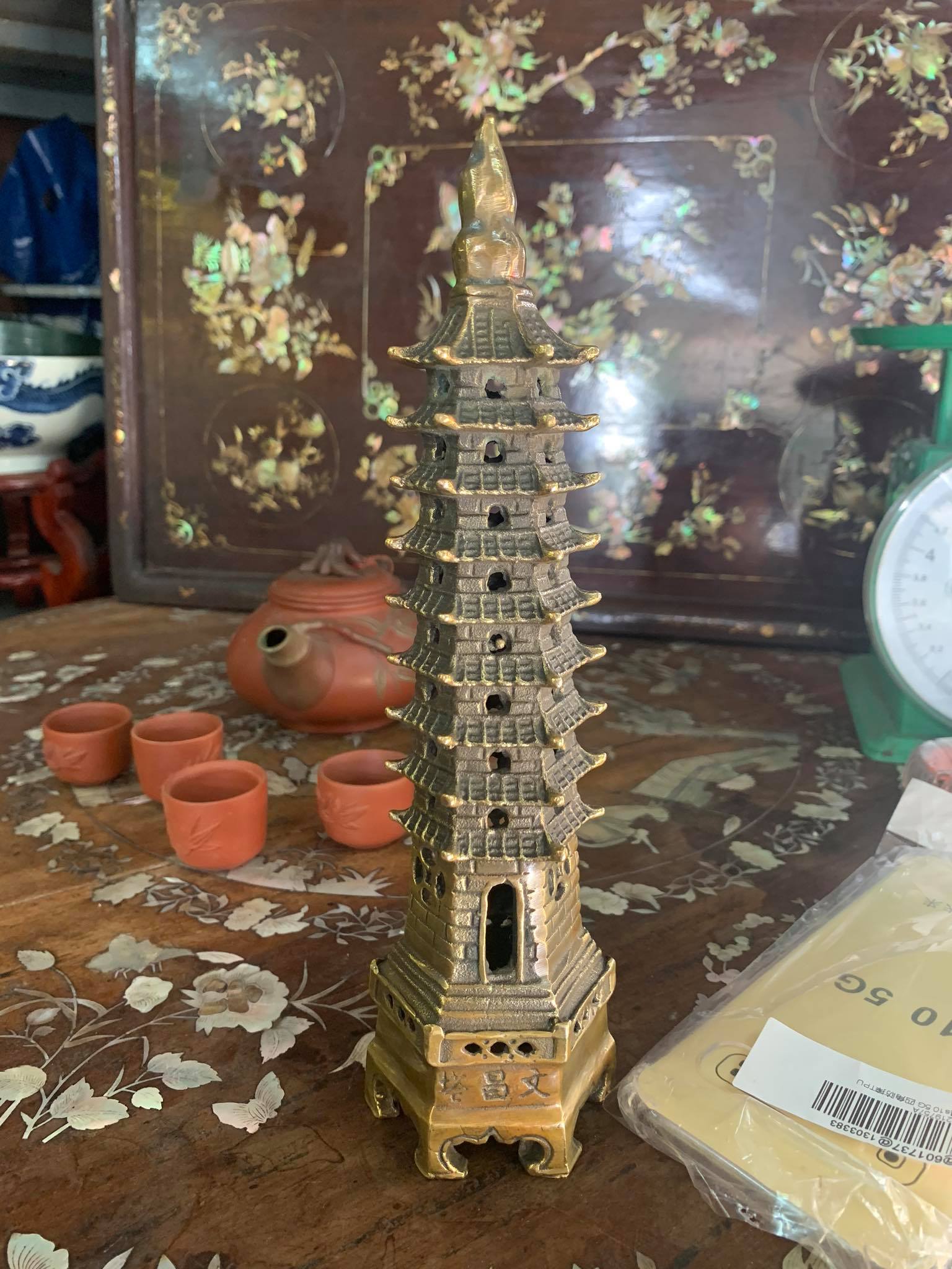 Tháp văn xương bằng đồng