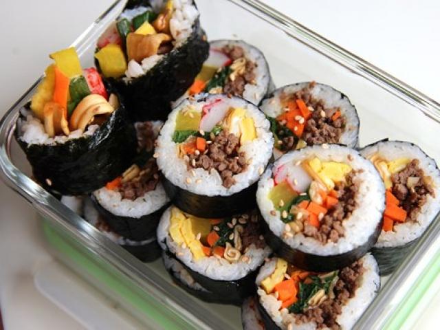 Rong Biển Cuộn Cơm Hữu Cơ Hàn Quốc
