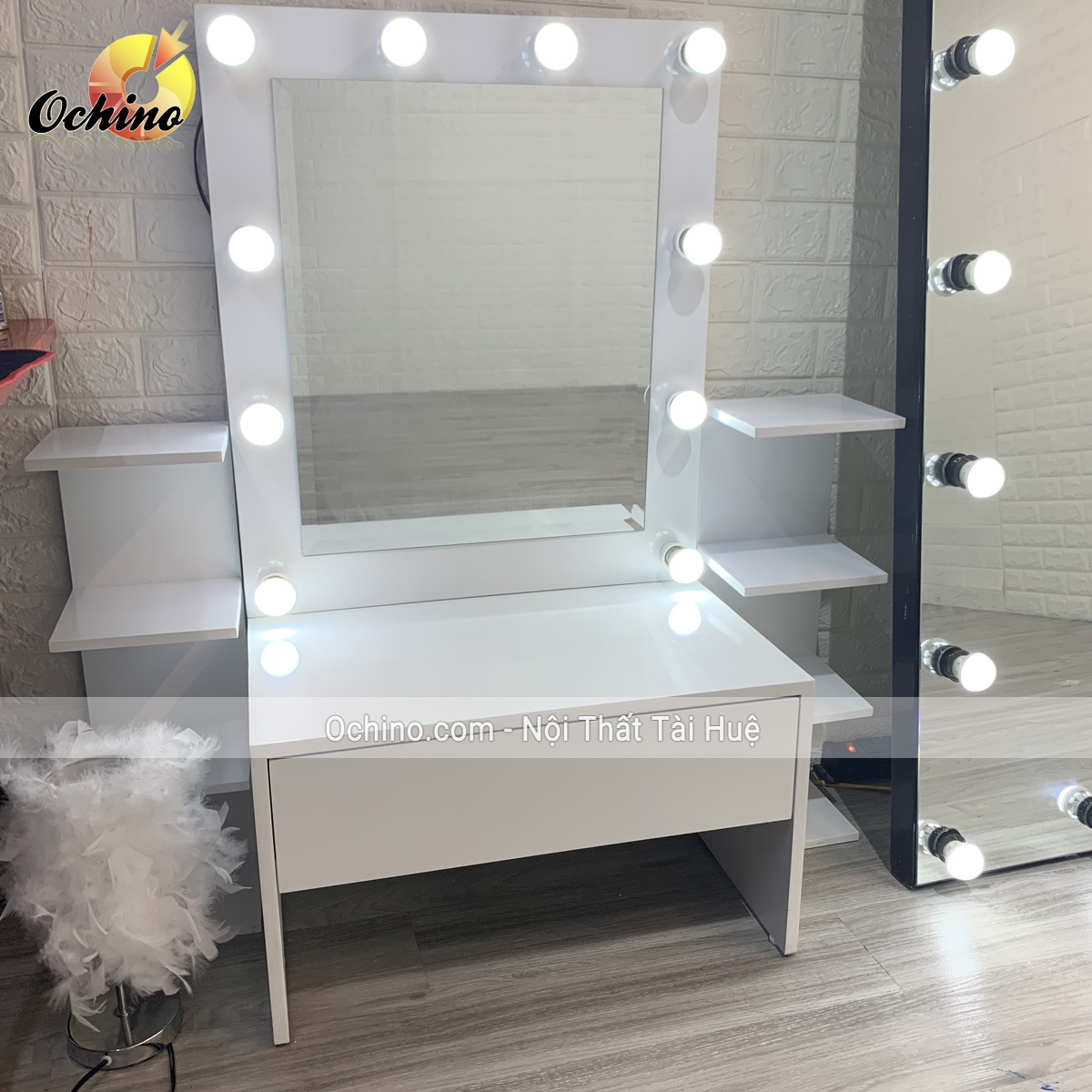 (FREE SHIP) Bàn Trang Điểm Bệt có Đèn Led Sang Chảnh ( Có SẴn)