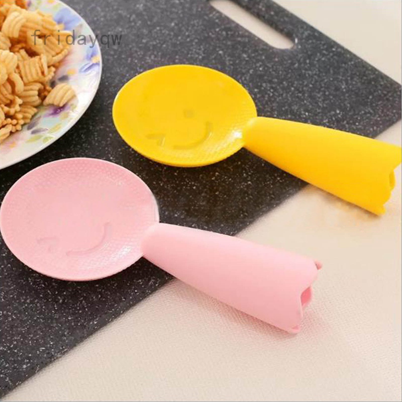 Muỗng múc cơm hình mặt cười xinh xắn