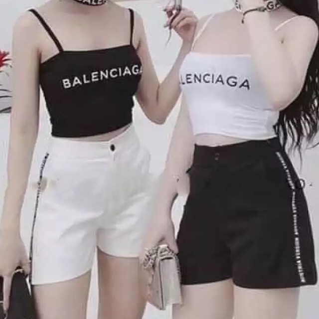 Áo hai dây in chữ crop top cực xinh 40k 35-50kg
