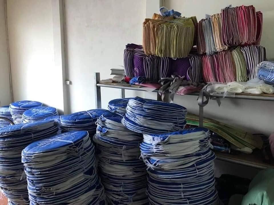 Màn chụp tự bung Di động không đáy đủ Size