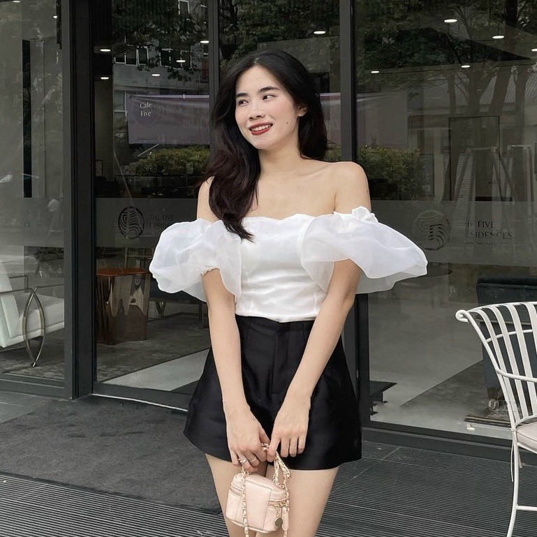 Áo Von Cổ Vuông Hàn Quốc Có Mút Ngực Hai tay Ngắn Rời Lụa Bồng Bềnh TTSLA0981