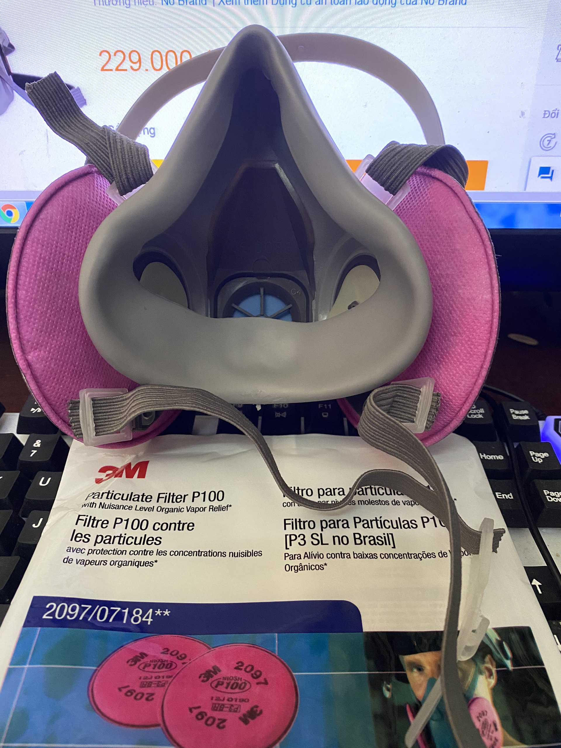 Mặt nạ phòng độc 3M 6200 kèm phin lọc 2097