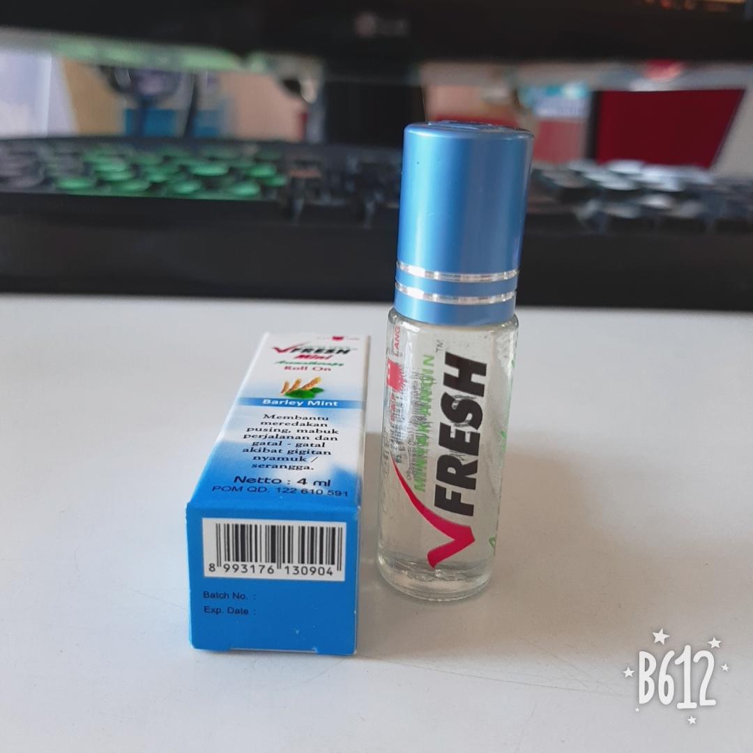 Dầu gió bi lăn Vfresh Barley Mint - Bạc hà lúa mạch 4ml