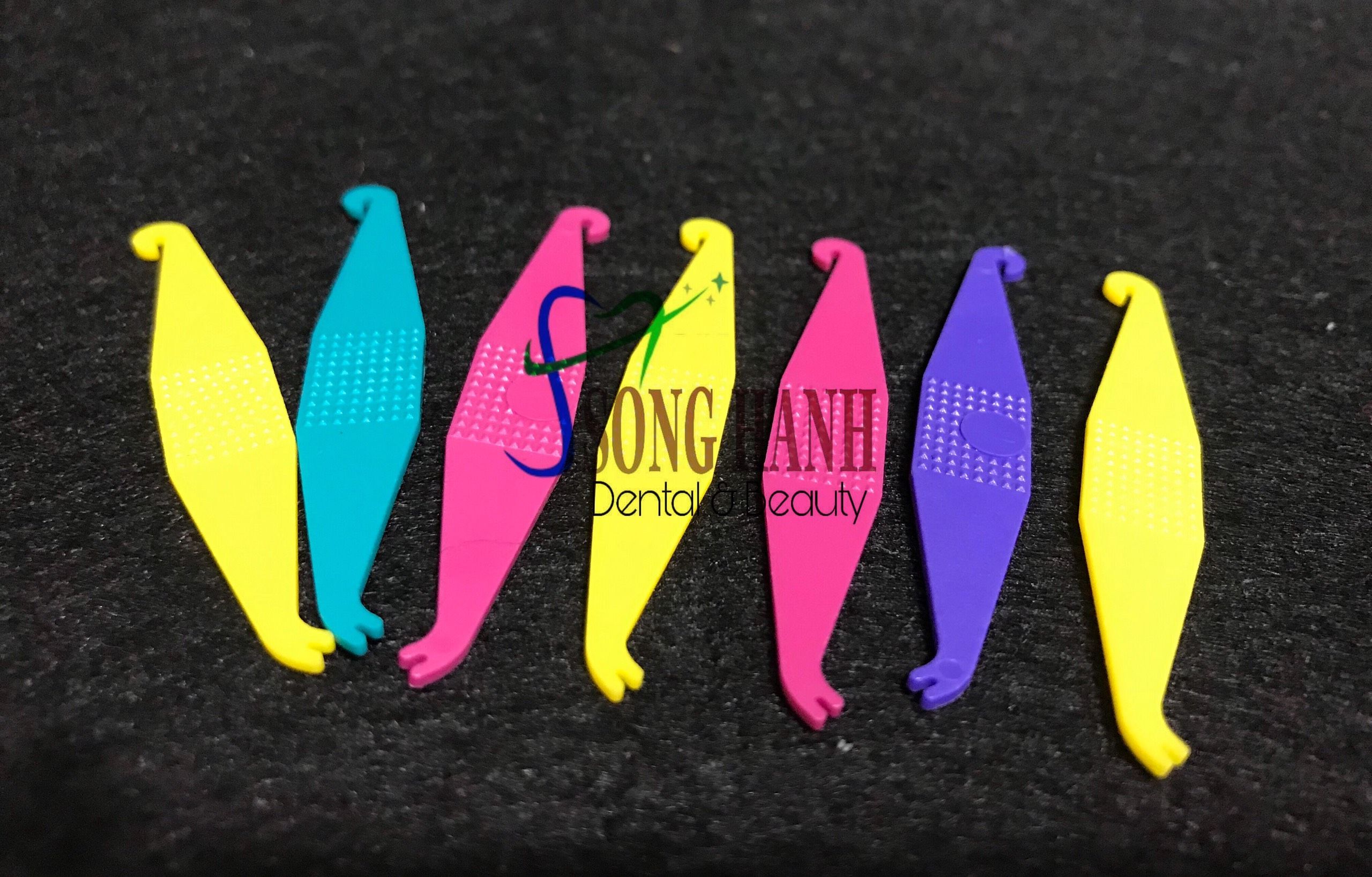 Combo 2 cái dụng cụ kéo thun liên hàm chỉnh nha