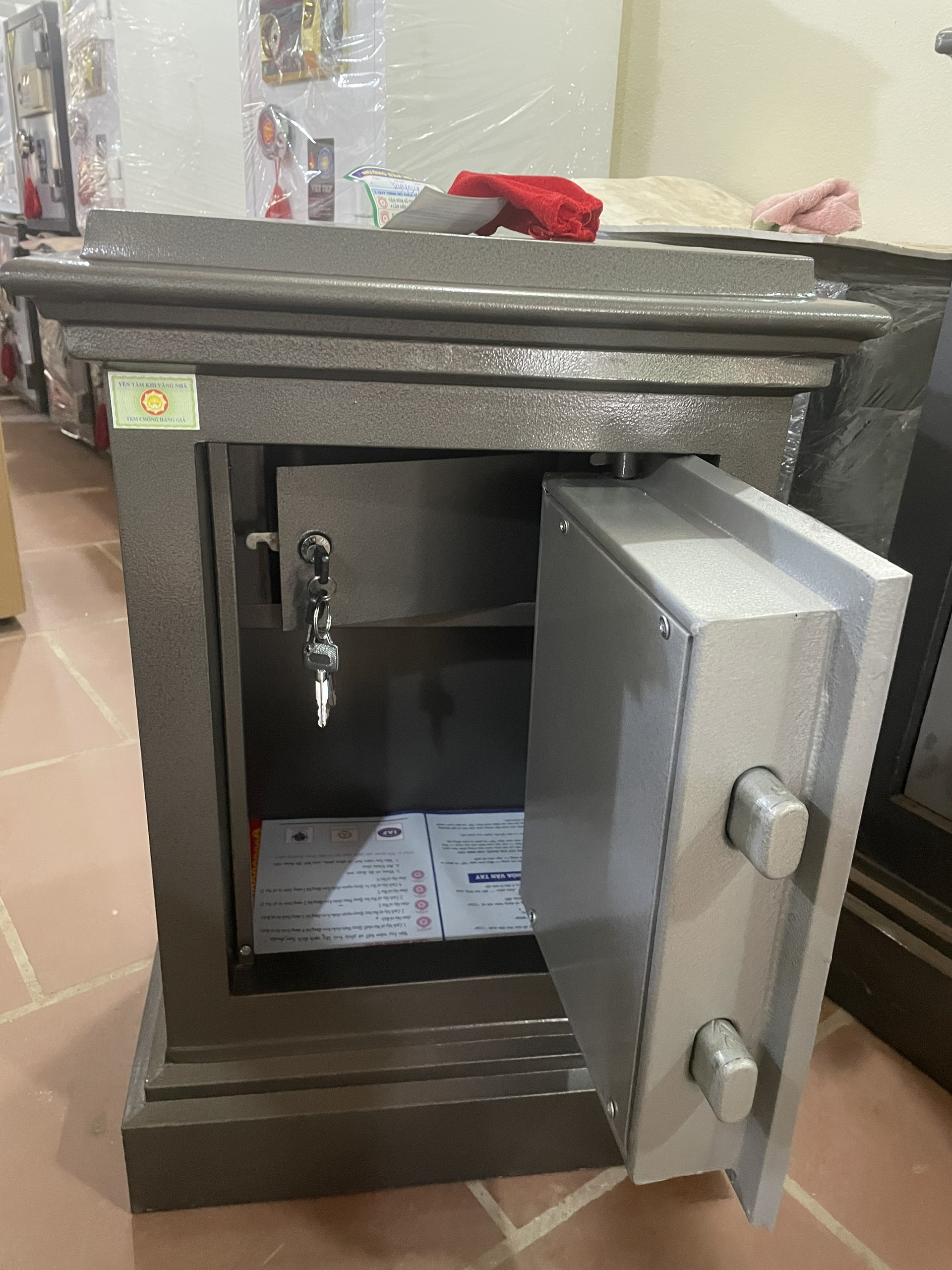 Két Việt Tiệp Khóa Cơ Giá Rẻ KC35
