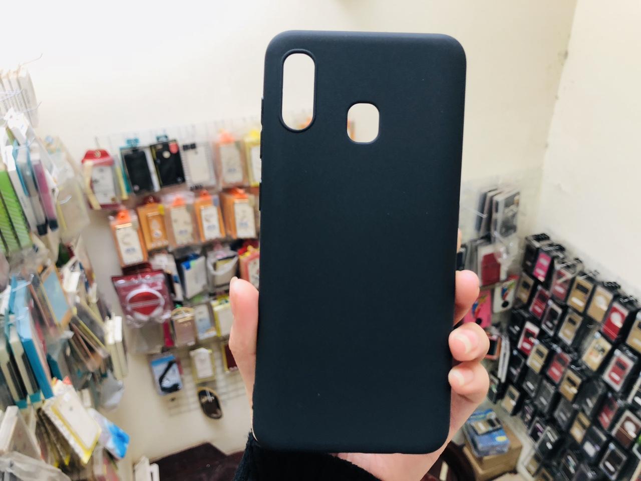 Ốp lưng Samsung Galaxy A30 silicon dẻo đen cao cấp