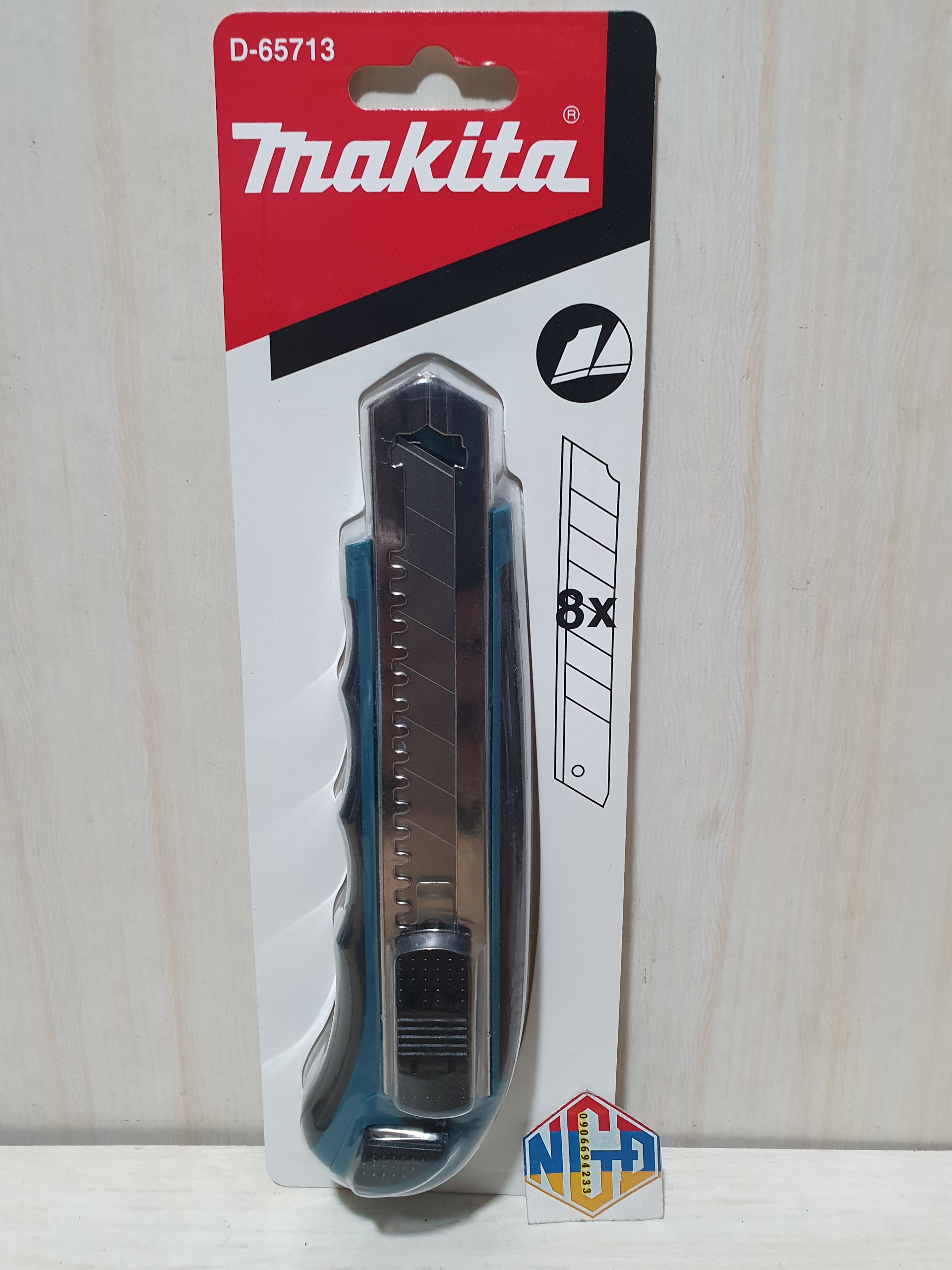Dao rọc giấy cầm tay Makita D-65713