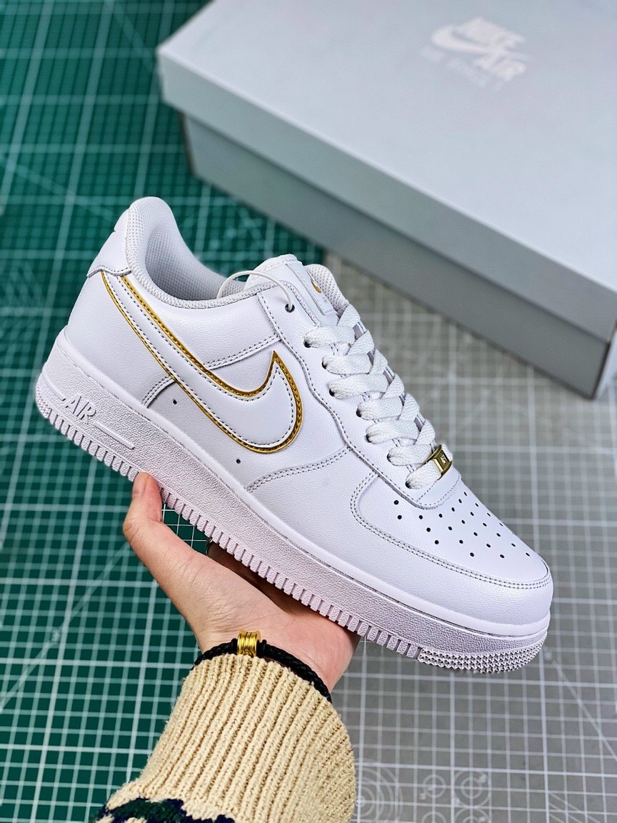 Nike Air Force 1 AO2132 102