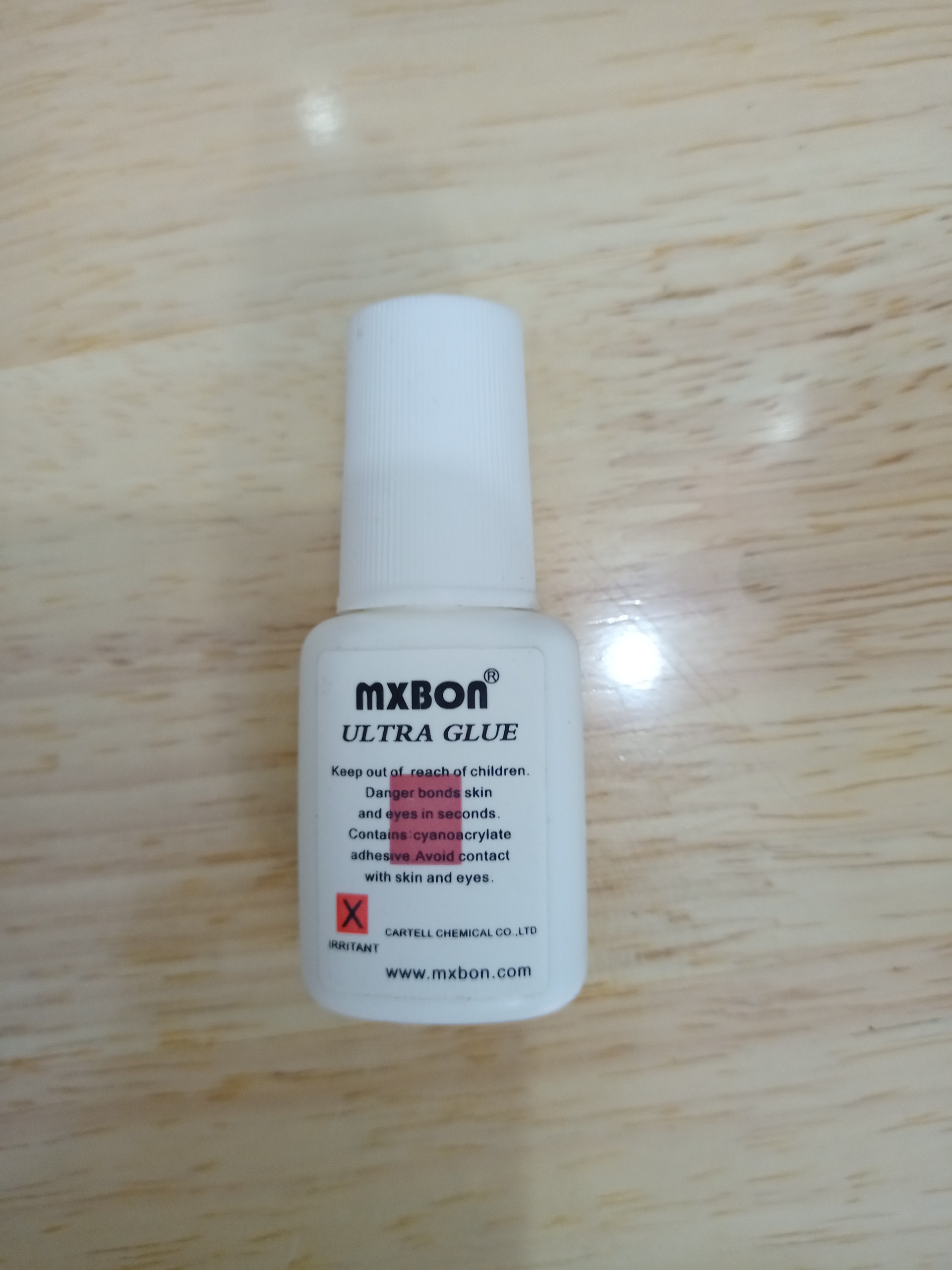 Keo dán móng, đá MXbon