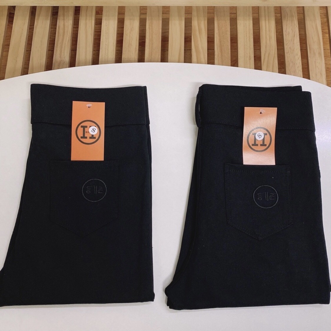Quần Legging 2 Khuy Lưng Cao Chất Umi Dày Dặn Siêu Co Giãn
