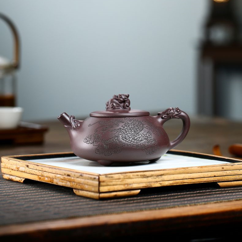 Ấm tử sa nghi hưng thạch biều tứ hải đằng long 260 ml