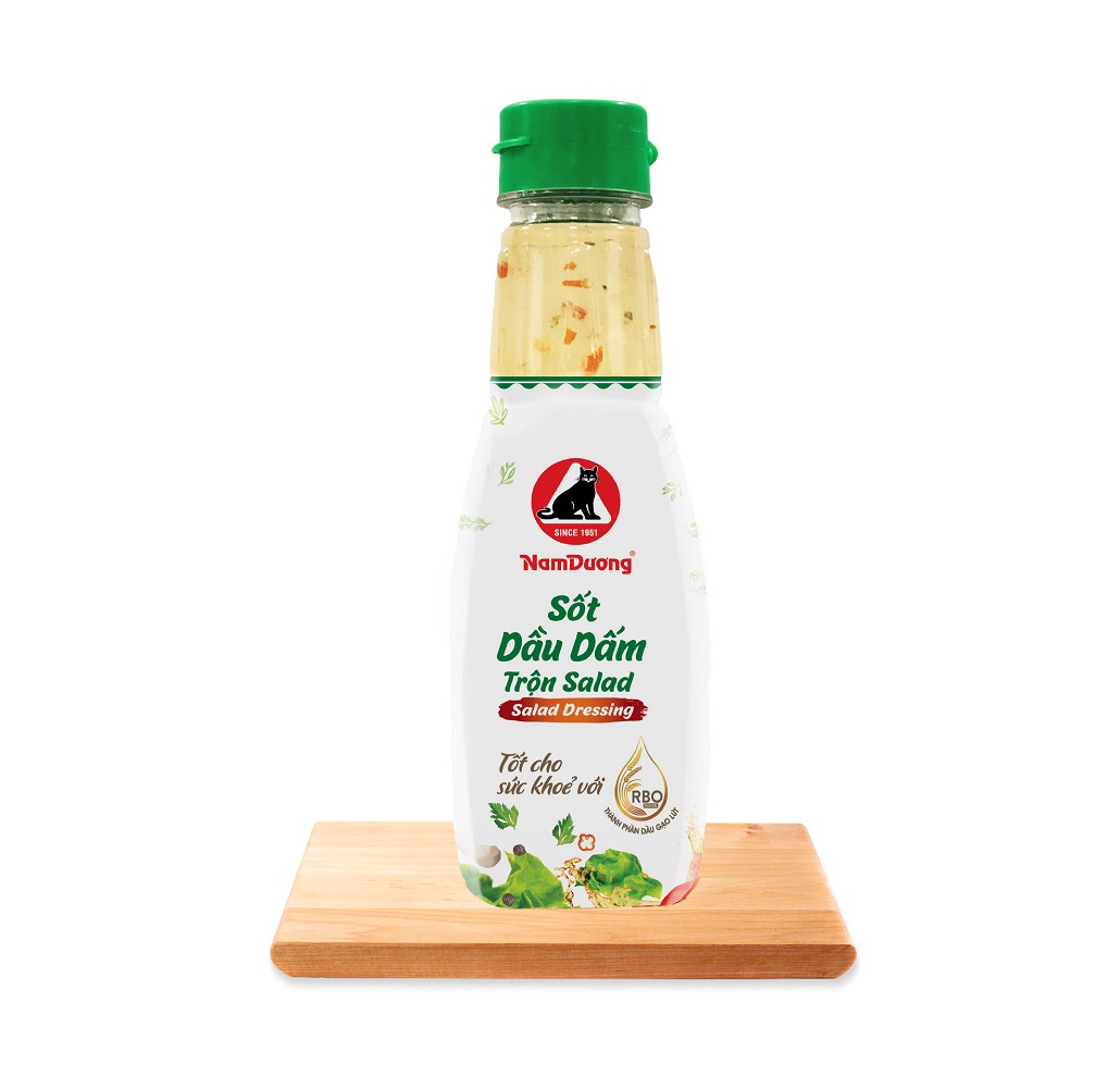 - Sốt dầu dấm trộn salad Nam Dương chai 250ml