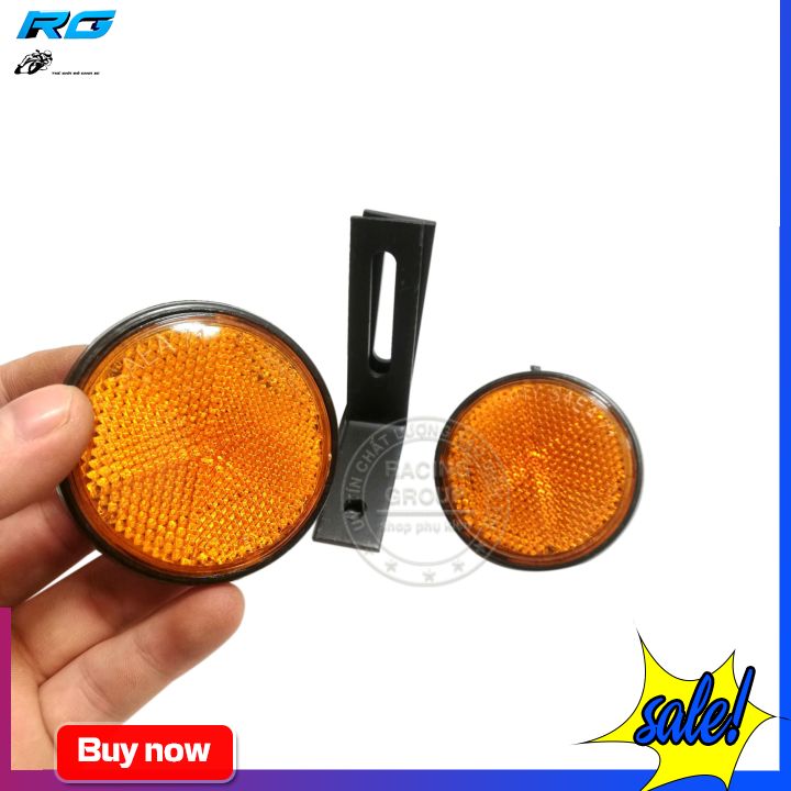 Mắt mèo phản quang ánh sáng cho xe máy