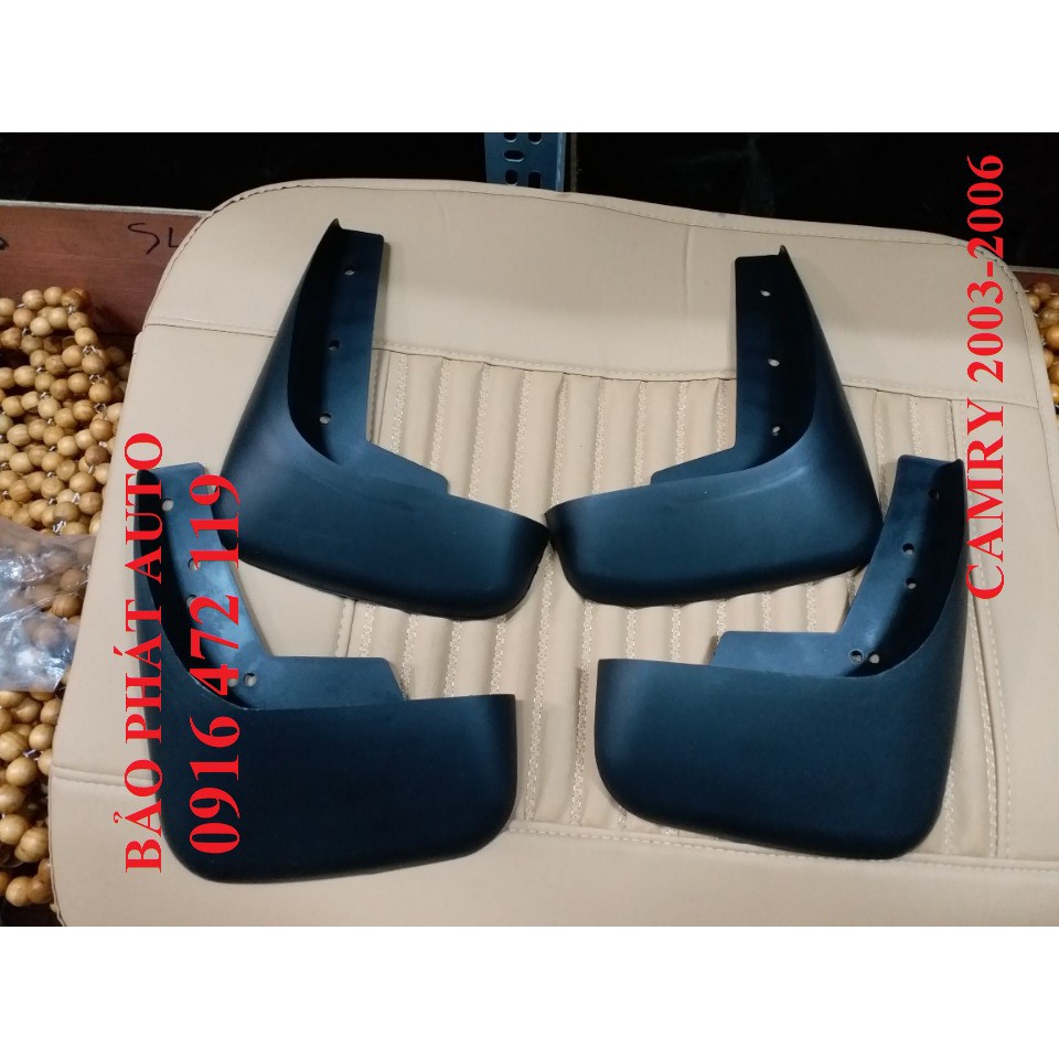 Chắn bùn Xe Camry đời xe 2003-2006 ( kèm bộ Ốc)