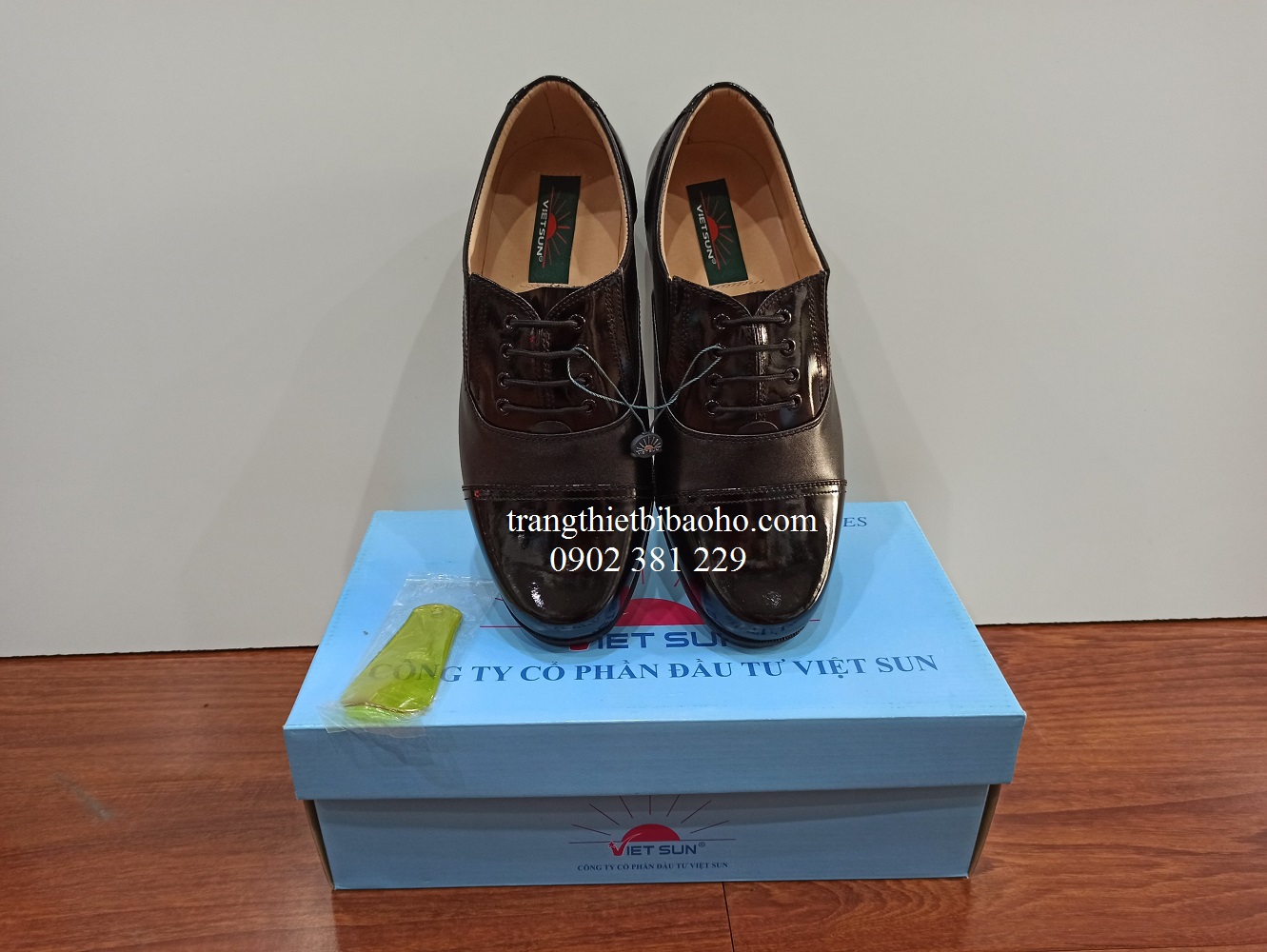 Giày bảo vệ đen Tướng da bóng VS-020