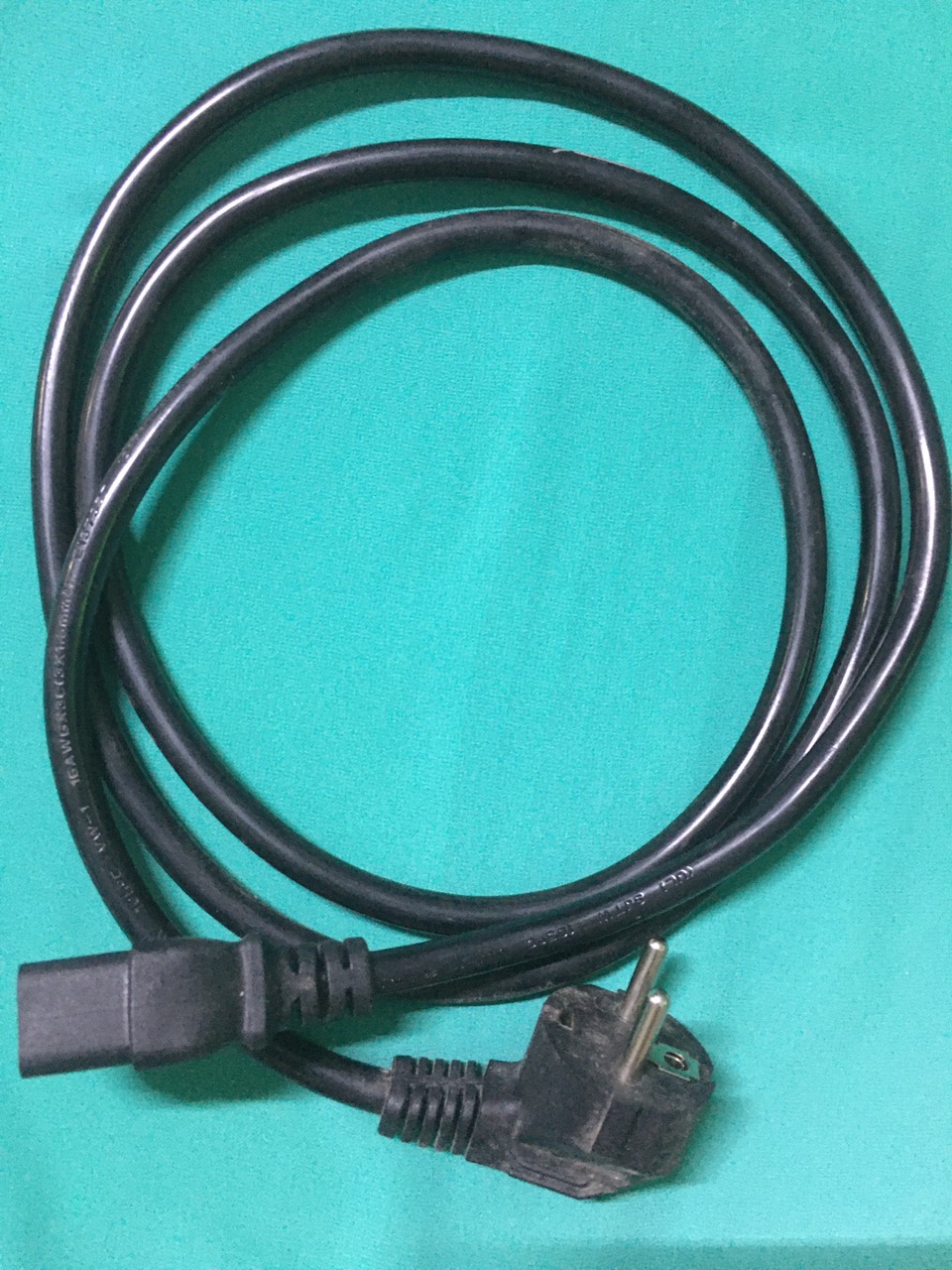 Dây nguồn C19 hai chấu tròn dài 1.8m
