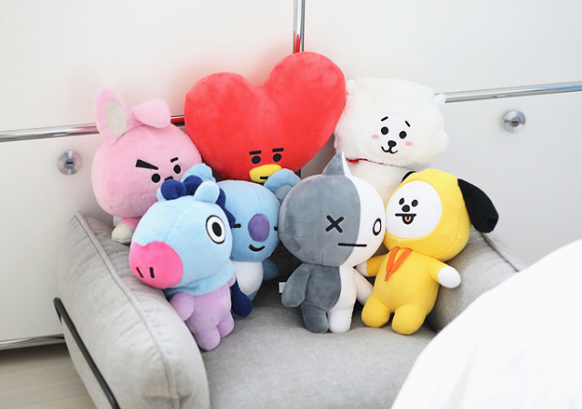 Gấu Bông BT 21 BTS (Size 20cm) +TẶNG 1 HUY HIỆU BTS