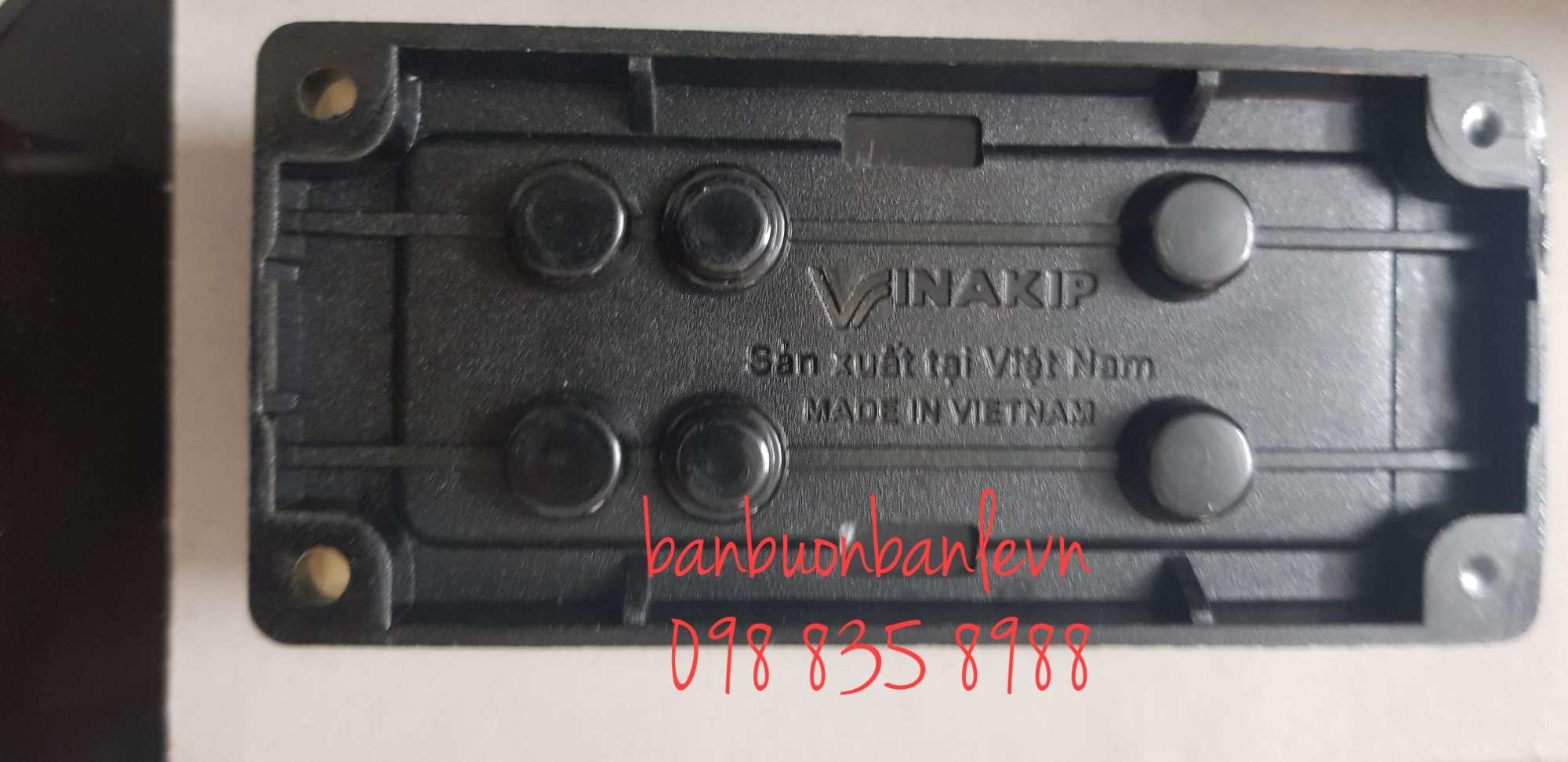 Ổ CẮM 3 NGẢ ĐA NĂNG VINAKIP