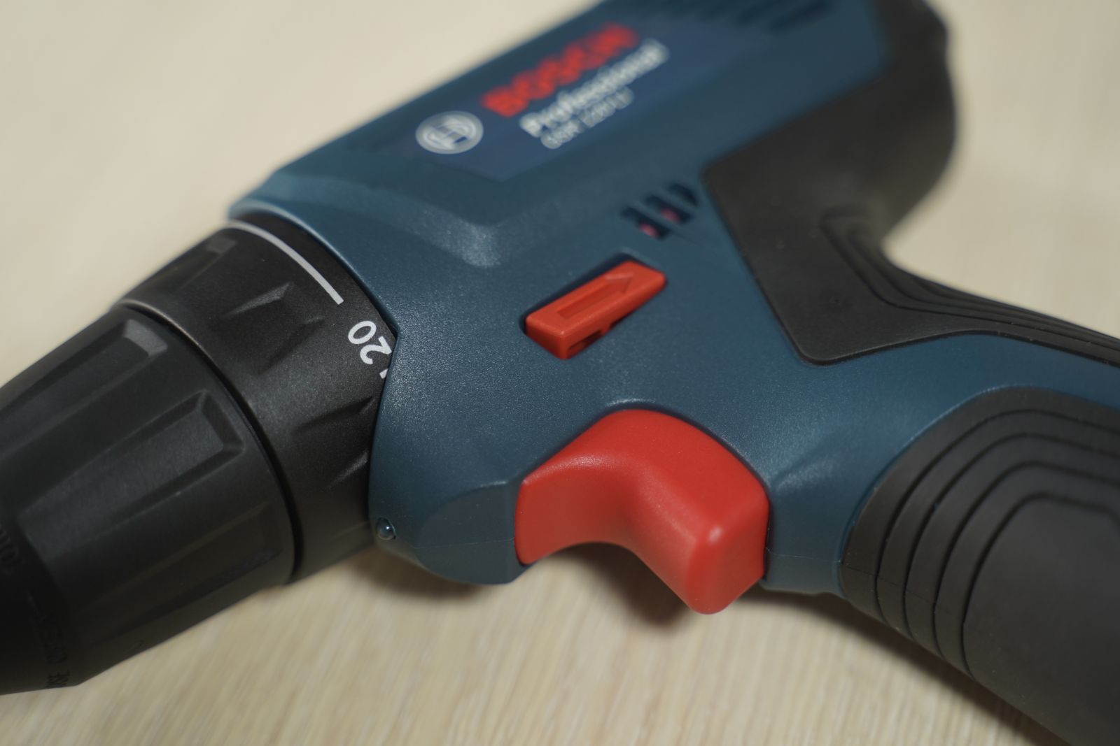 Máy khoan pin Bosch GSR 120-LI GEN II