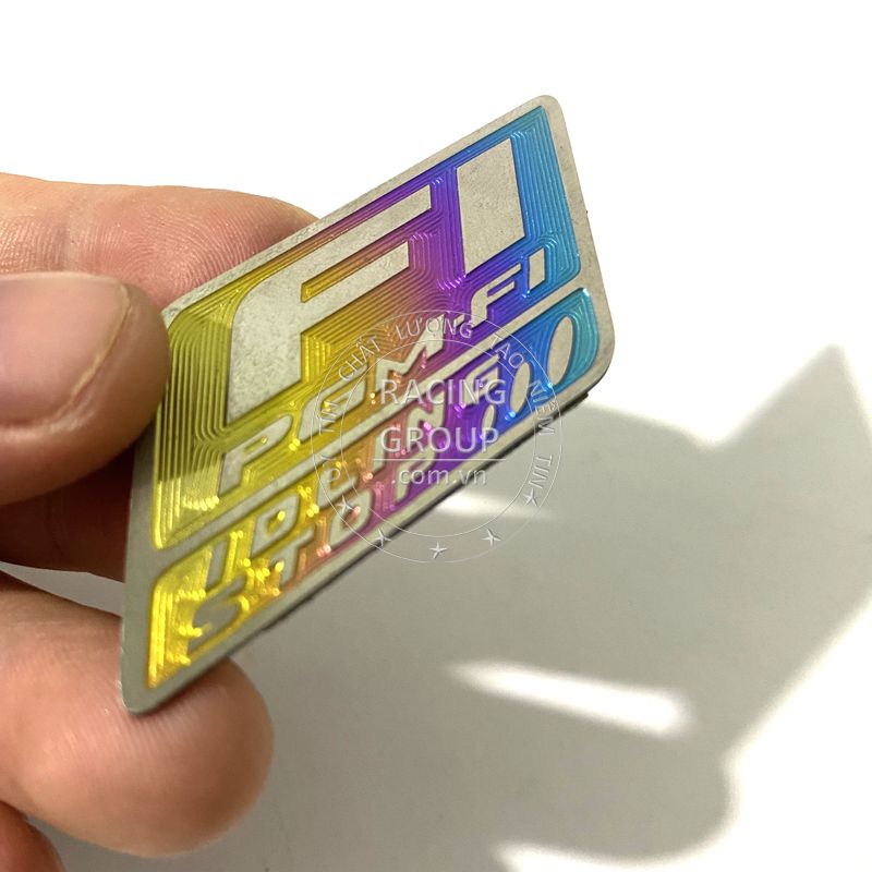 Tem titan logo FI chữ lớn dán xe máy