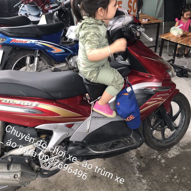 [HCM]yên xe cho bé - KHÔNG CẦN BẮT ỐC