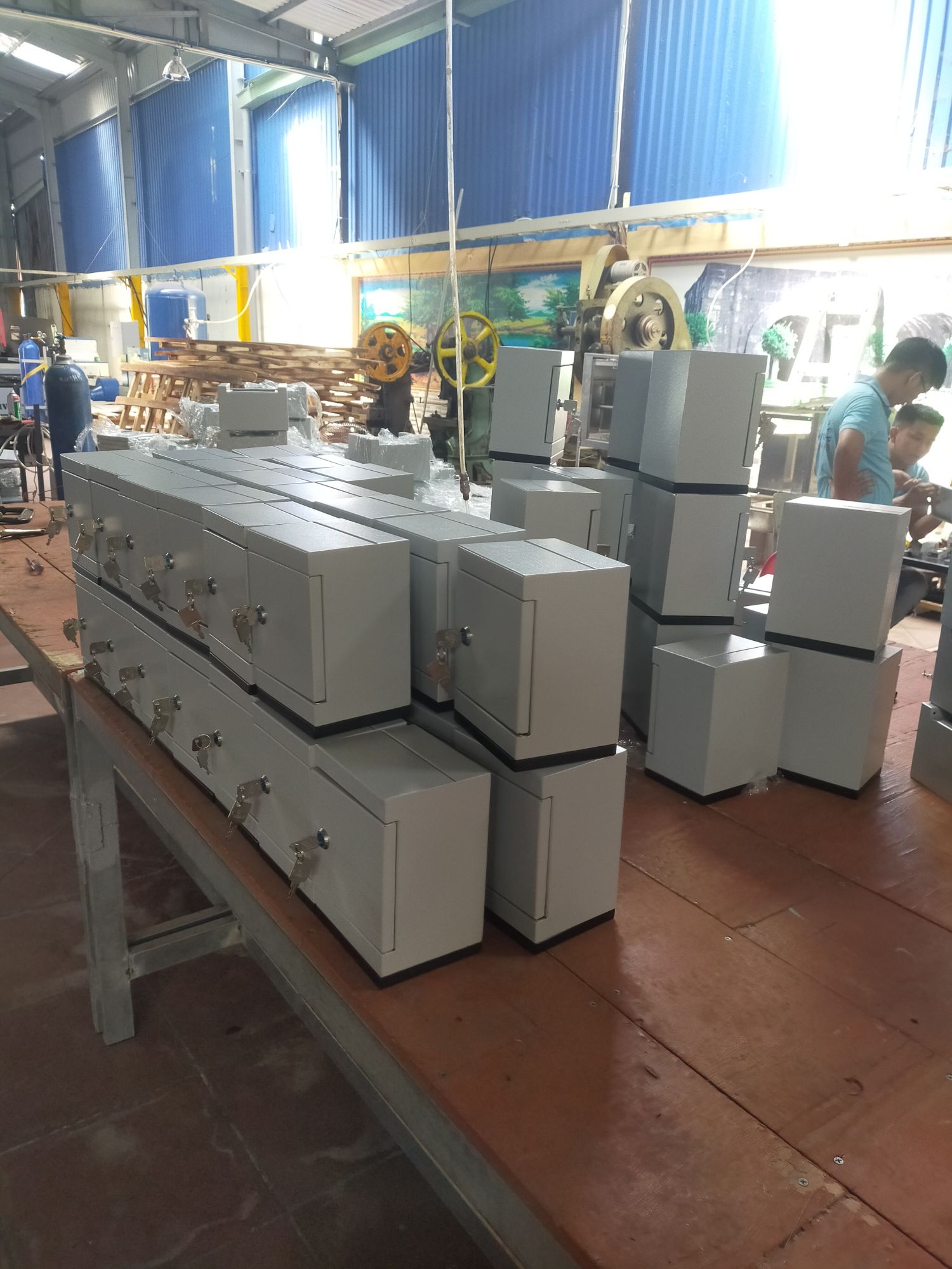 két sắt mini tiết kiệm
