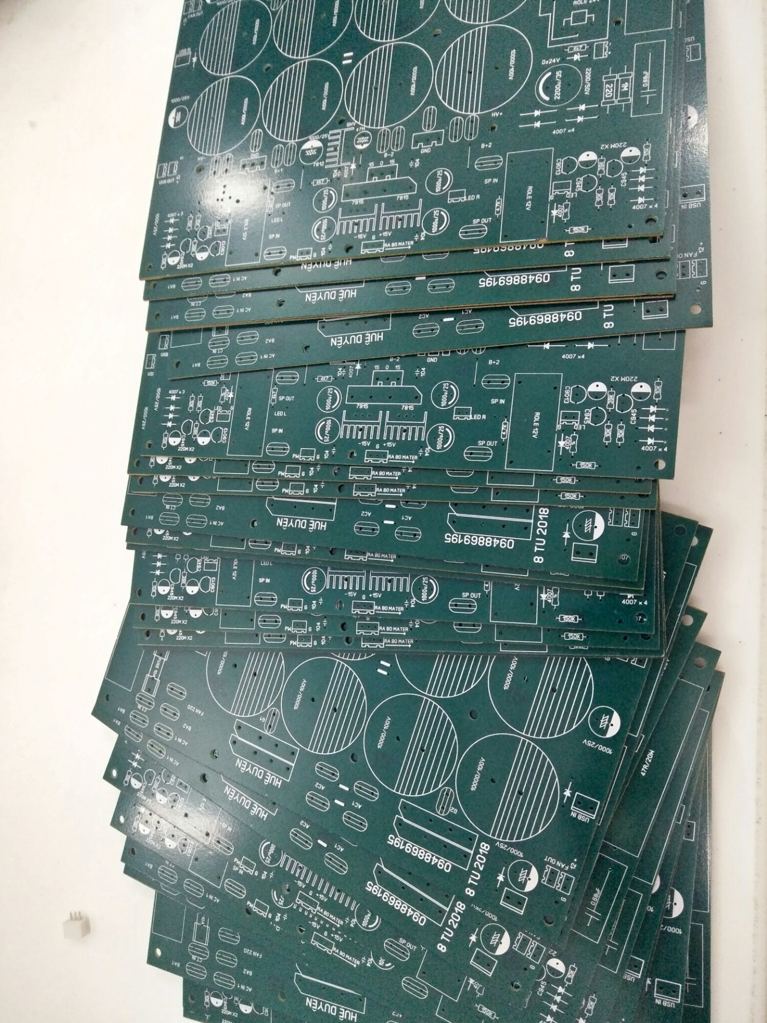 Pcb nguồn 8 tụ