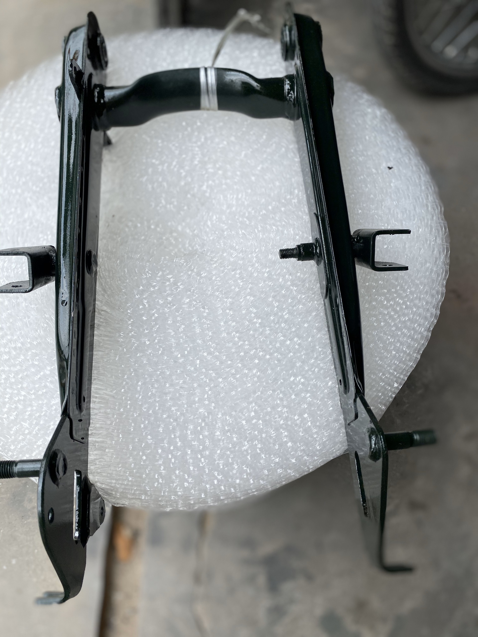 Càng sau honda cub 81 ( màu xanh dưa)