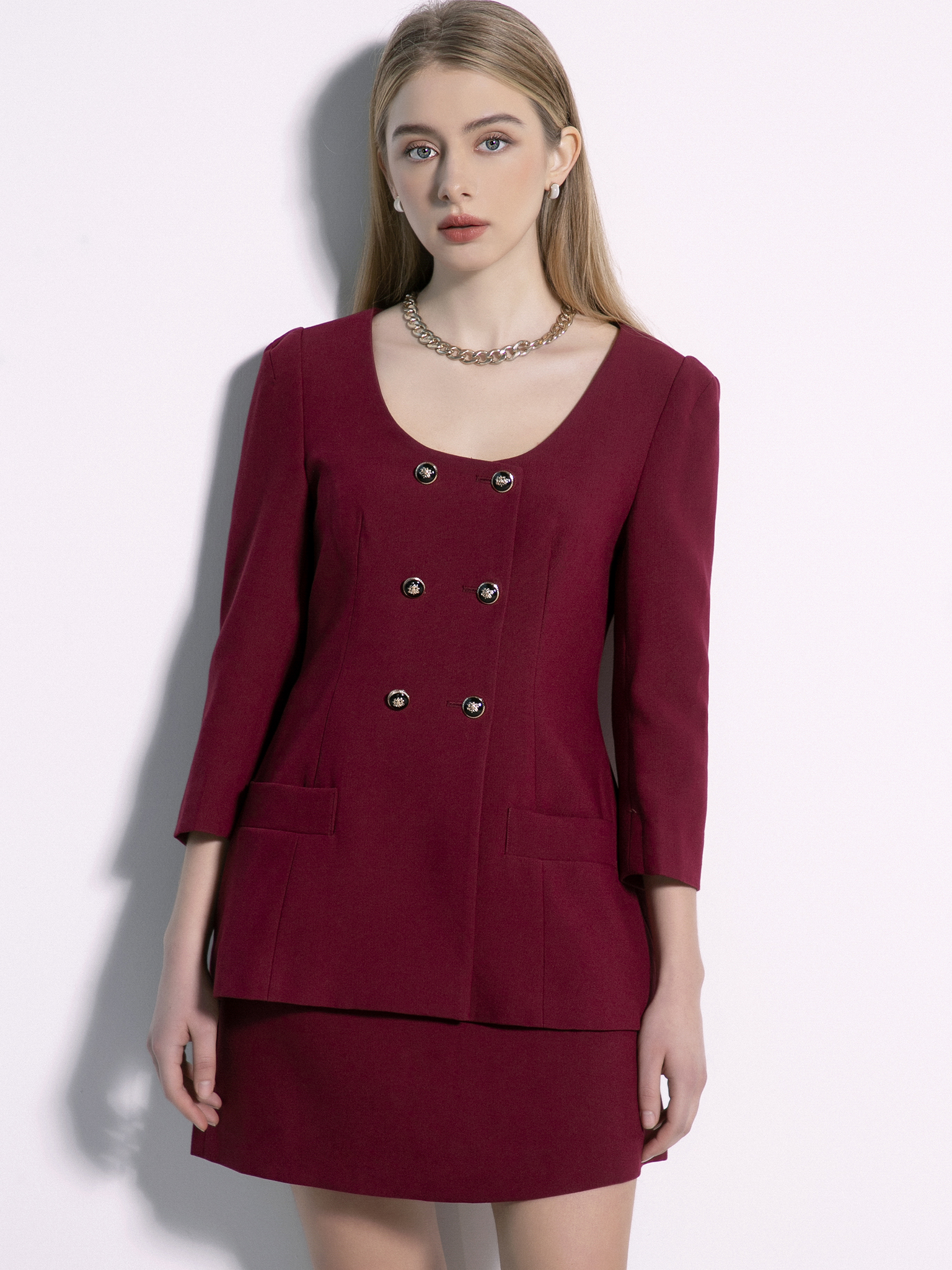 D.CHIC ÁO VEST DÁNG ÔM CỔ U SÂU MS: 160335