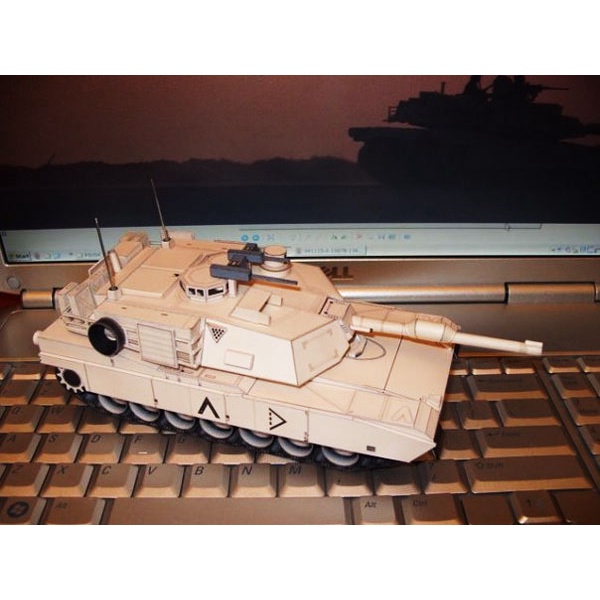 Mô hình giấy 3D  xe tank M1A1 Abrams tỉ lệ 1/43
