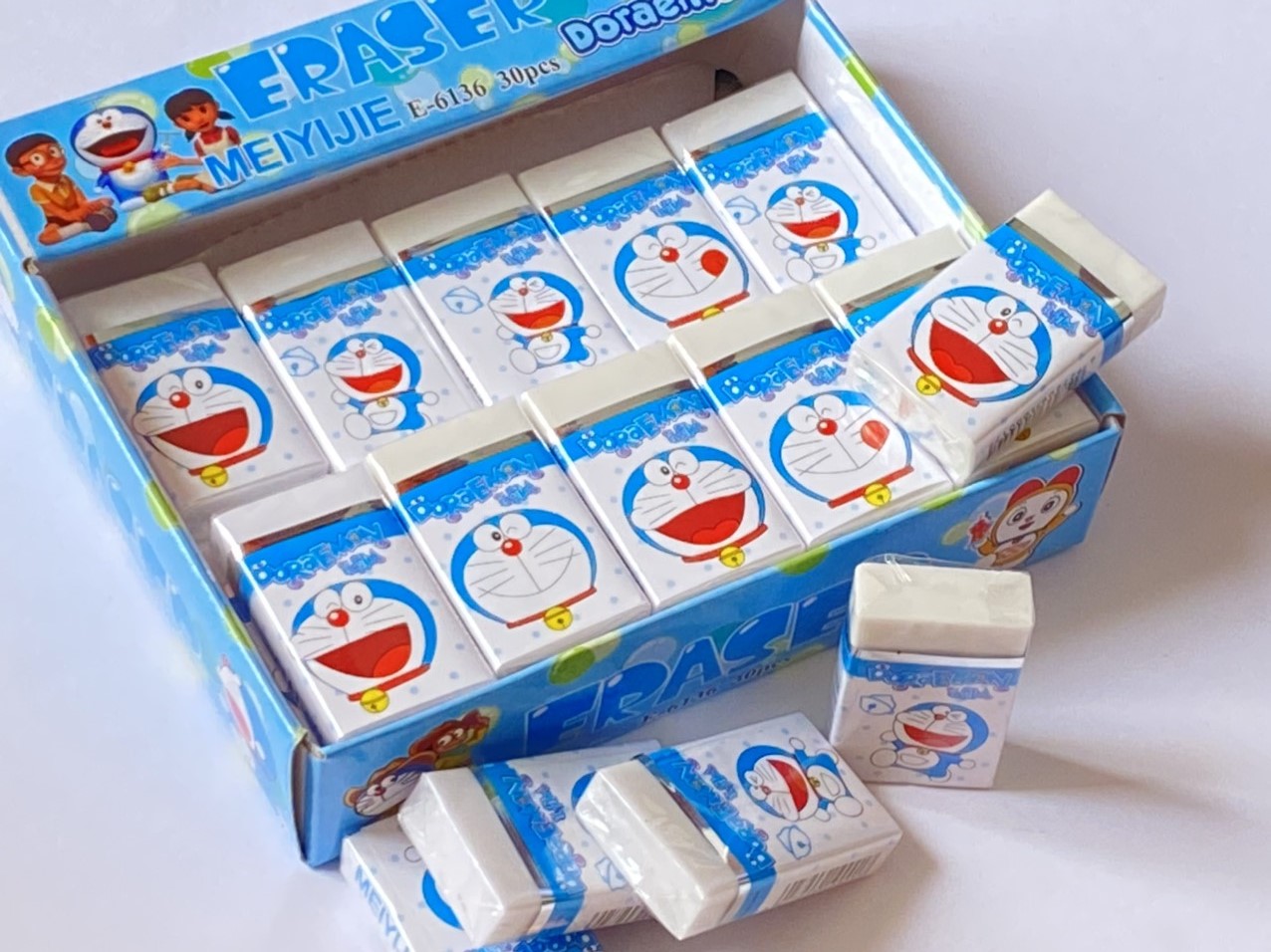 [HCM]Bộ 5 cục Gôm trắng Trái cây/ Doremon