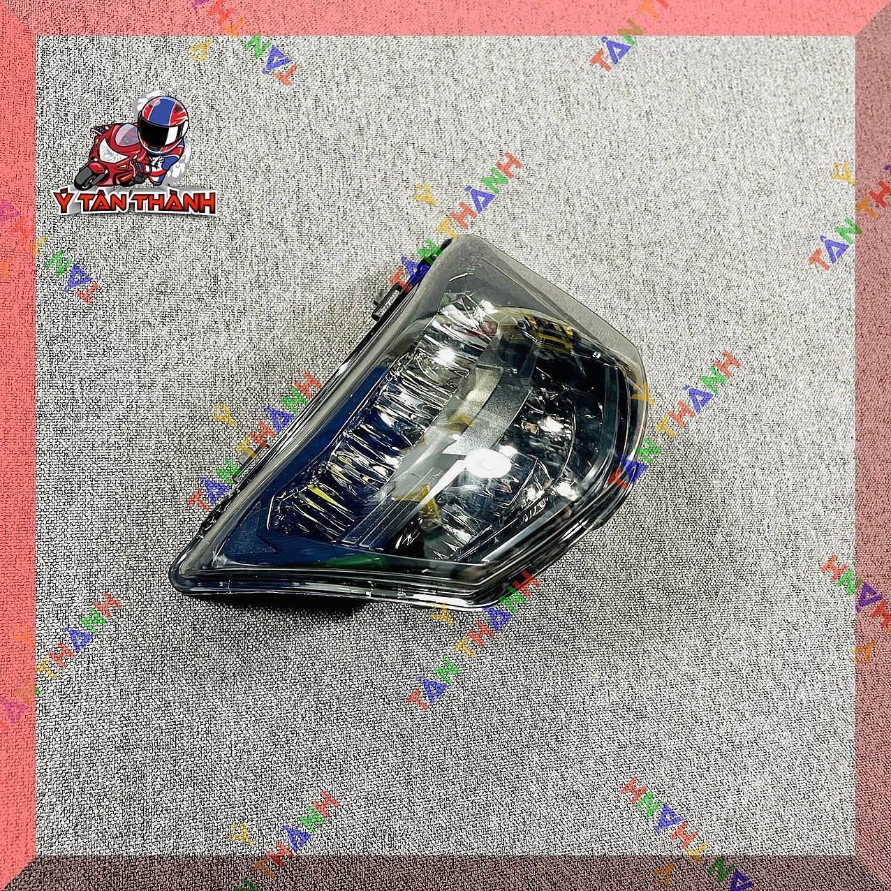 Chóa đèn 2 tầng exciter 135 2006-2010 MS229
