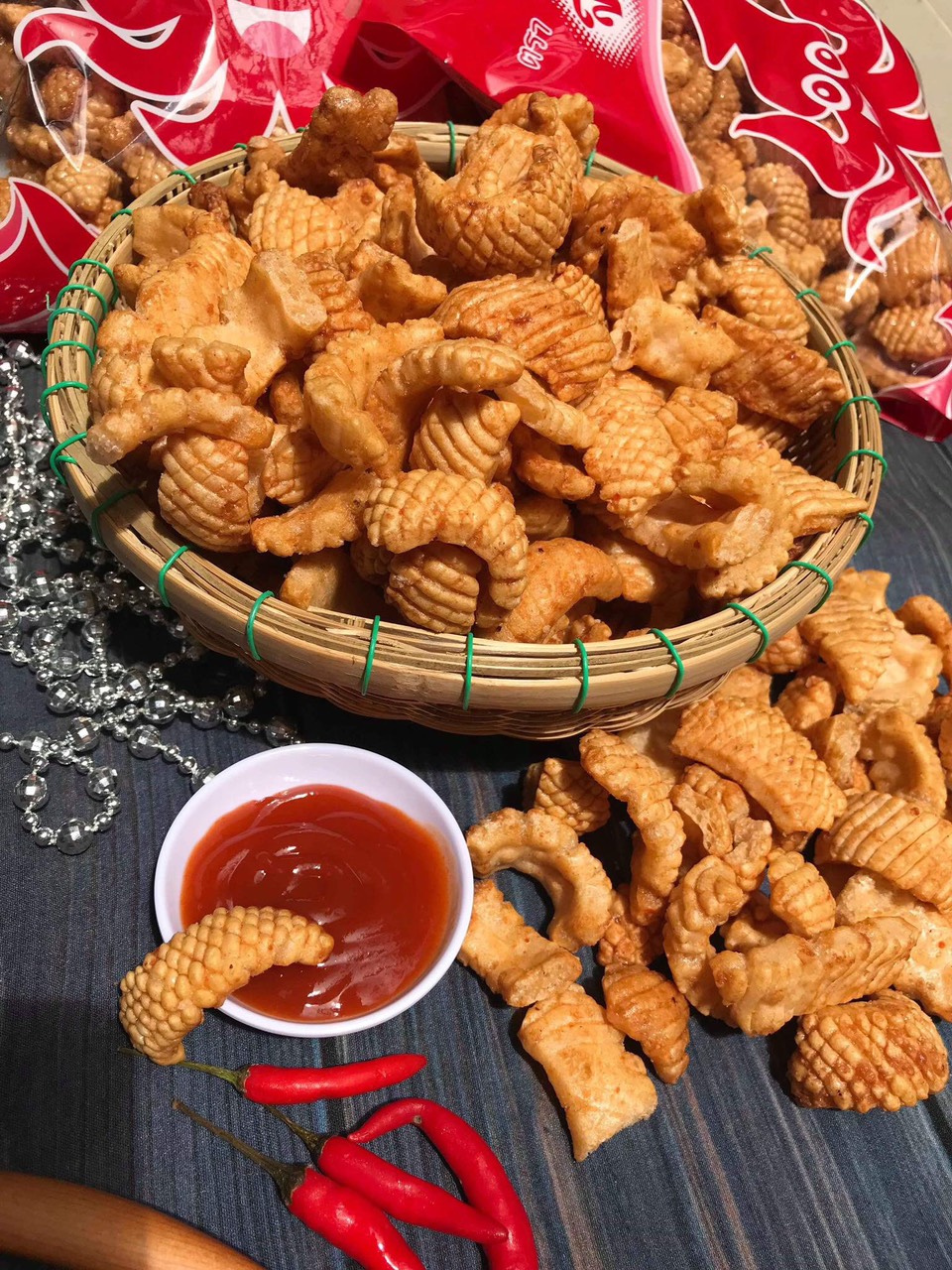 Bánh Snack Mực Mikato 200gr Thailand