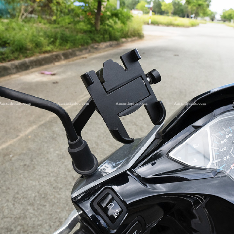 Gía đỡ điện thoại trên xe gắn máy, mô tô- Kẹp điện thoại gắn xe máy inox C2 chống rung giảm sốc chắc chắn 360 độ ( tặng kèm khóa lục giác)