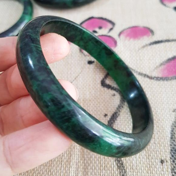 Vòng Tay Ngọc Cẩm Thạch