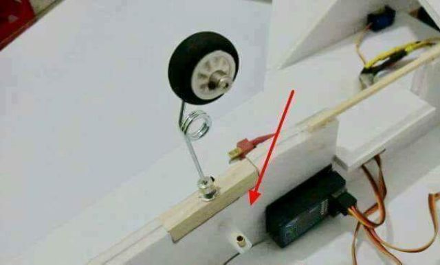 Càng đáp su27 flat.