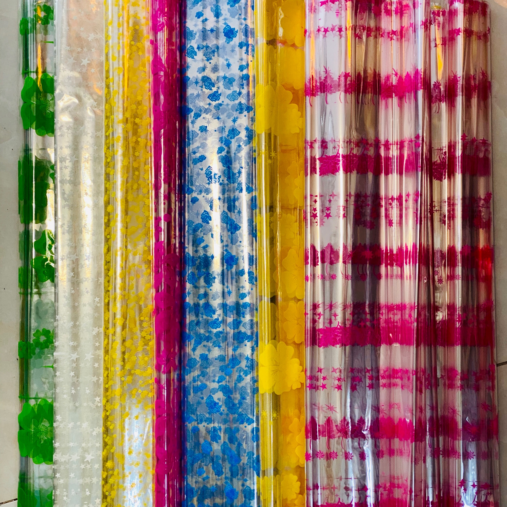 Giấy kiếng gói quà trong suốt, in hoa văn sét 5 tờ