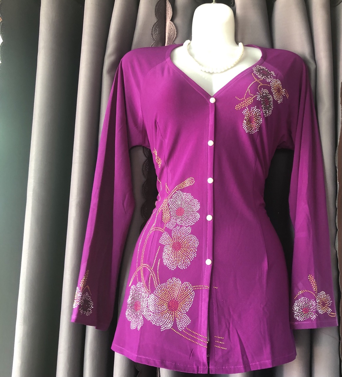 Áo bà ba ép đá -áo lẻ không kèm quần